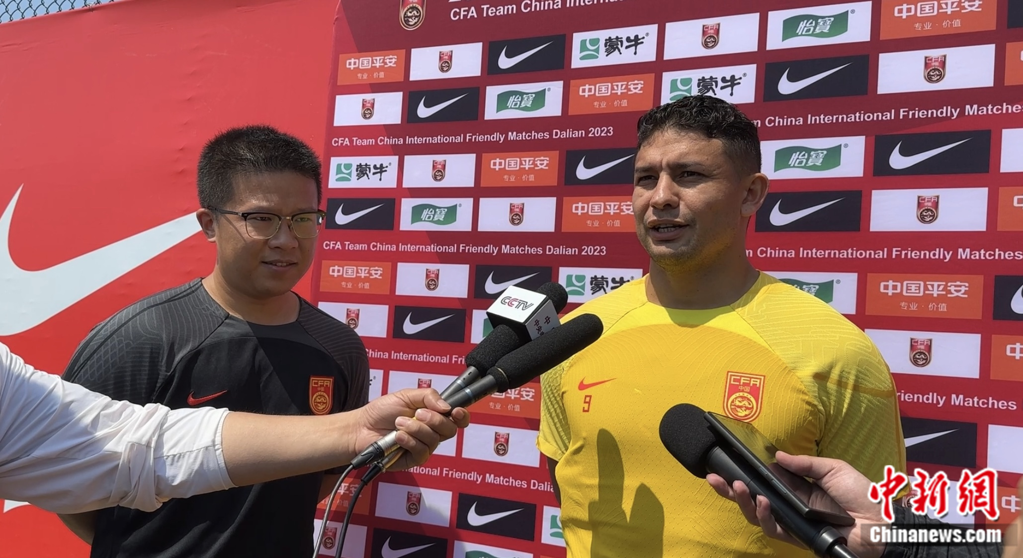 国足大连集训氛围轻松 国脚艾克森期待大胜