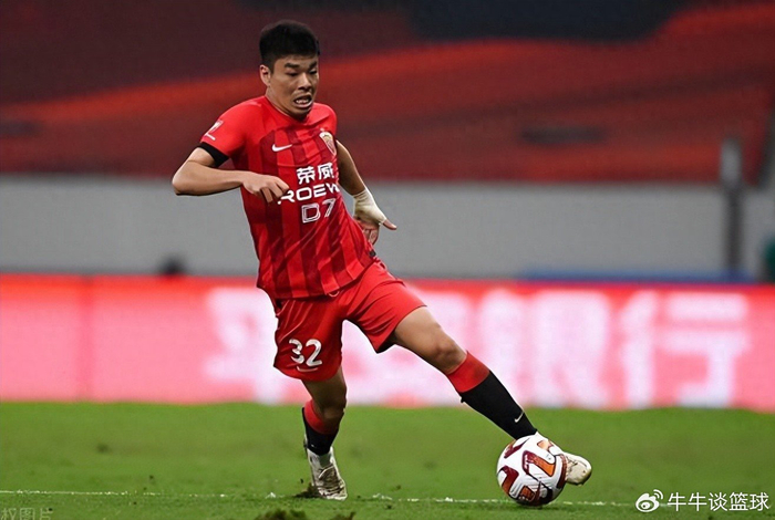 李帅助上港4-1大胜青岛西海岸 拒绝老东家续约引