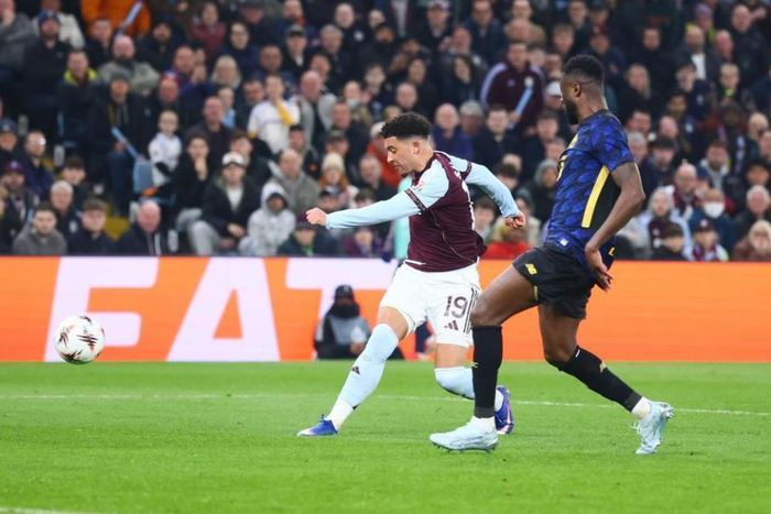 桑乔或以免签形式离队，曼联五年高薪成摆设