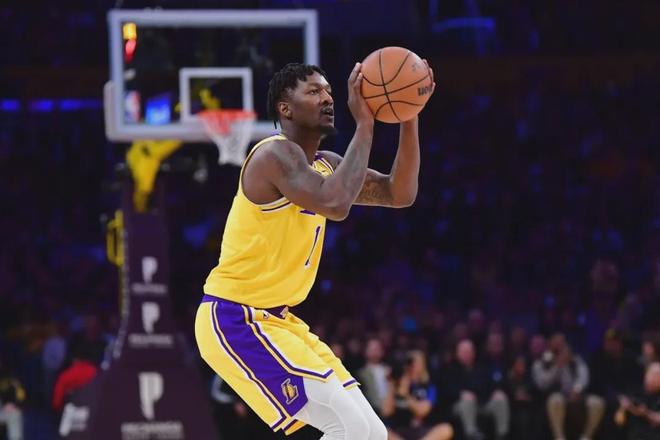 火箭客场力克灰熊杜兰特伊森爆发芬尼-史密斯数