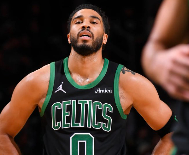 塔图姆跟腱伤病引关注 凯尔特人迎多伤病挑战