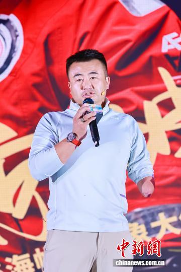 航海是风险管理与速度平衡的艺术：独臂船长徐