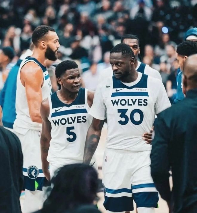 西部季后赛格局生变 雷霆马刺争夺前二席位